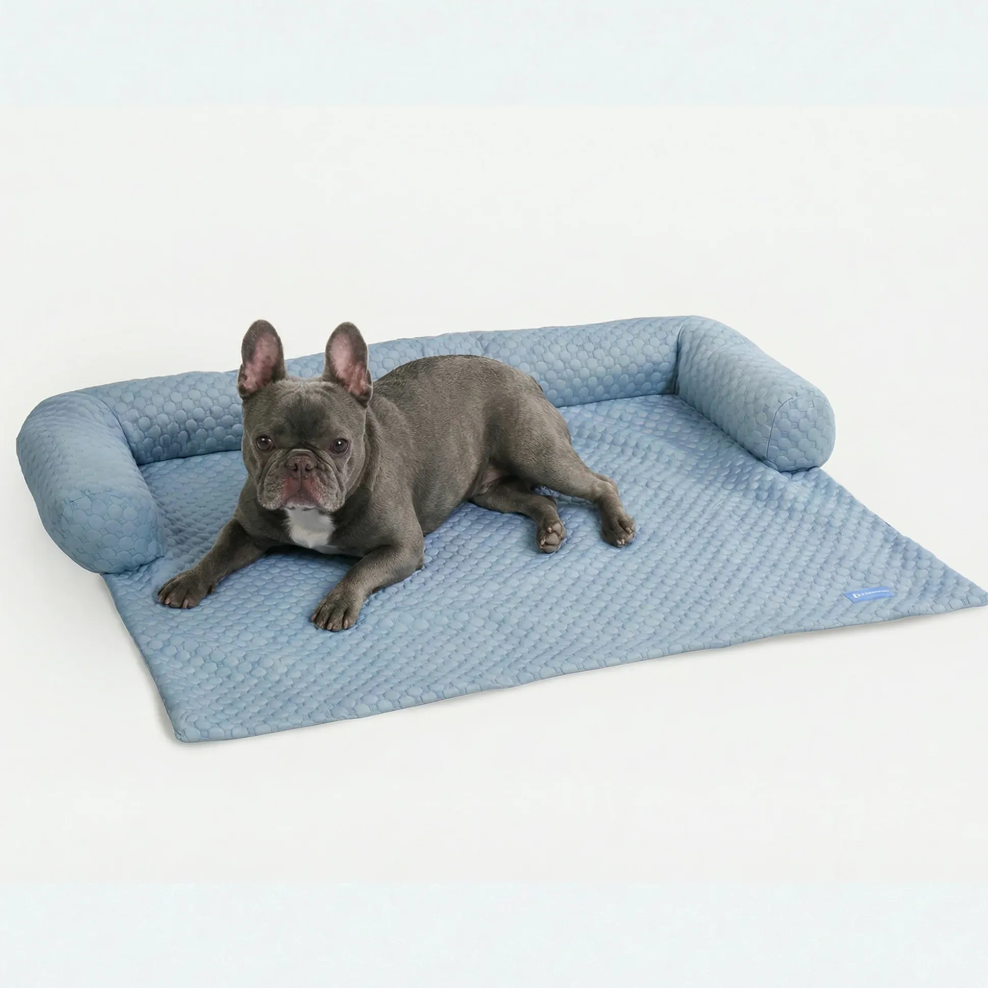 Frostcore™ Cooling Couch Cover Dog Bed