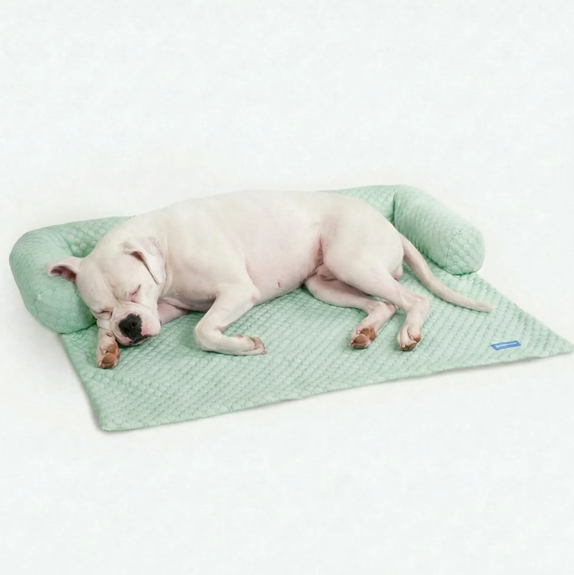 Frostcore™ Cooling Couch Cover Dog Bed