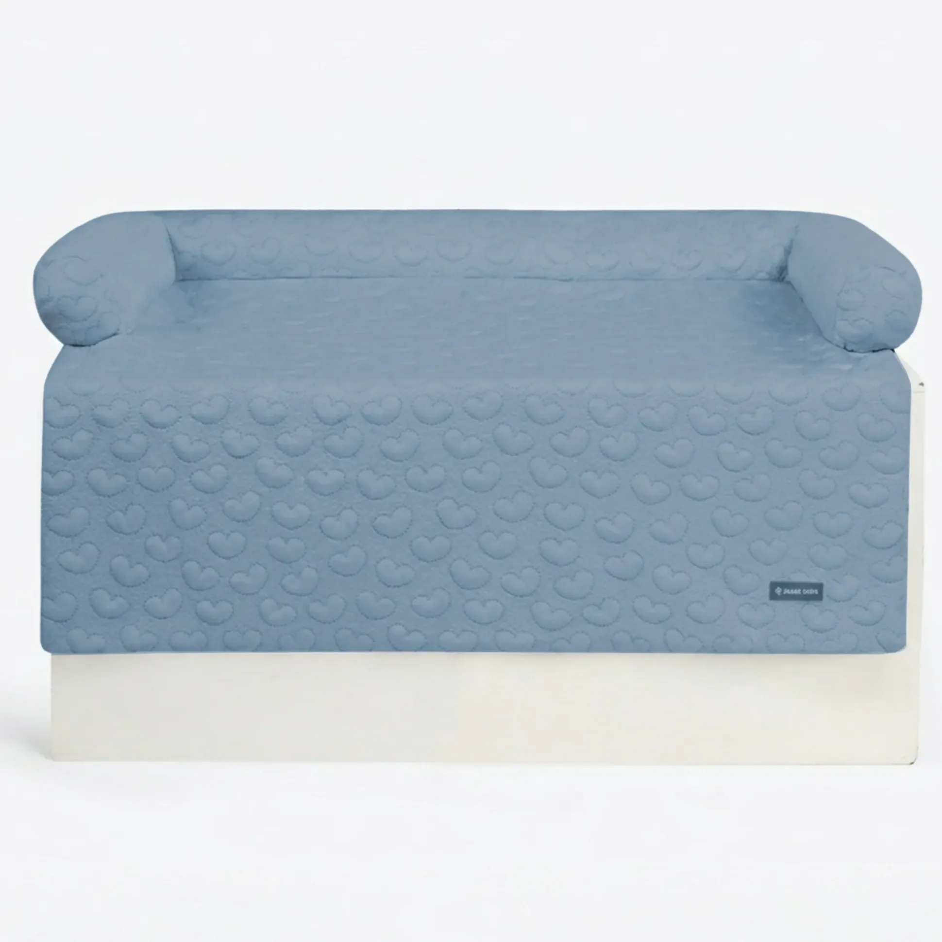 Frostcore™ Cooling Couch Cover Dog Bed